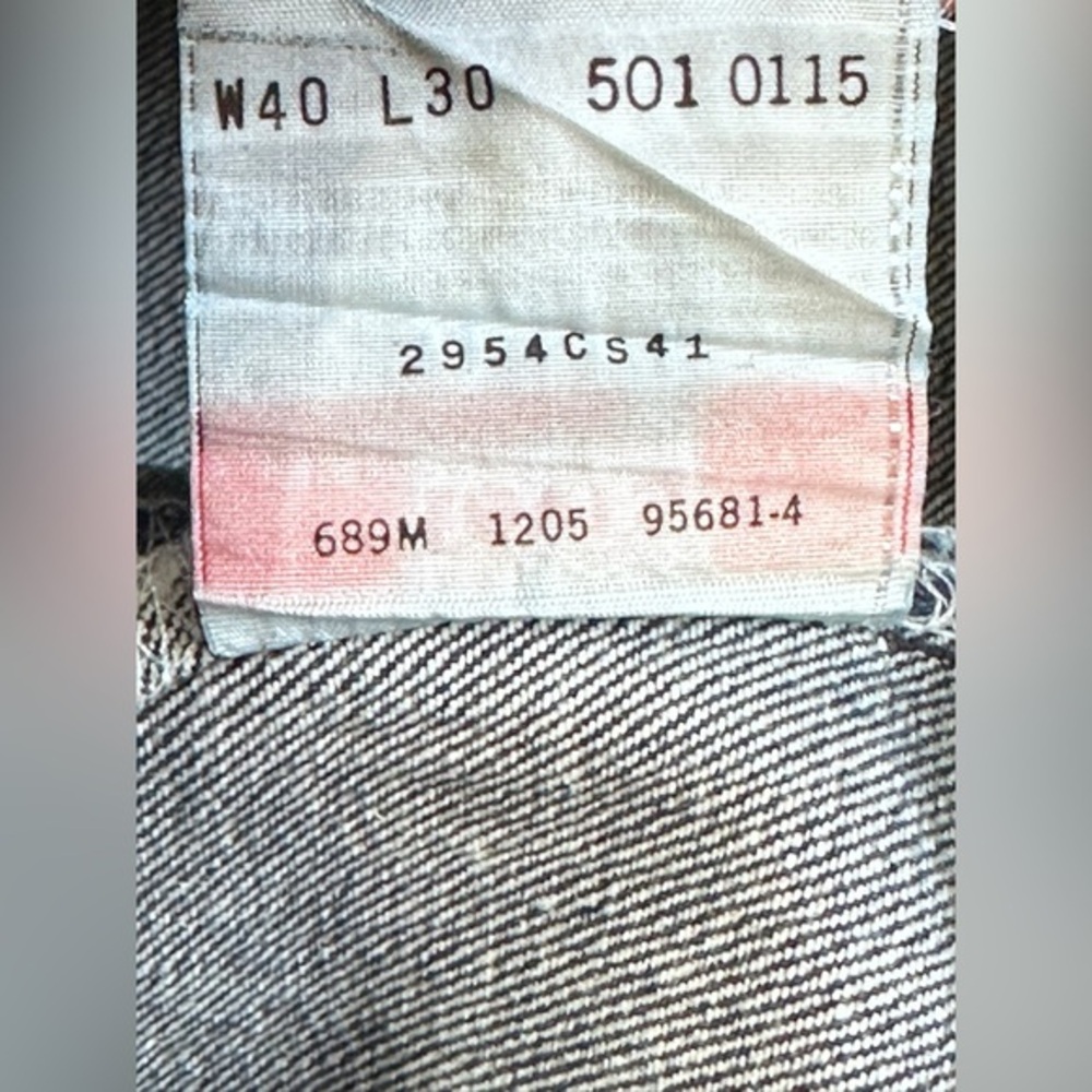 Levi’s 501-0115 Men’s Jeans W40 L30 Dark Wash Button Fly Straight Leg Colombia‎ - Picture 11 of 11